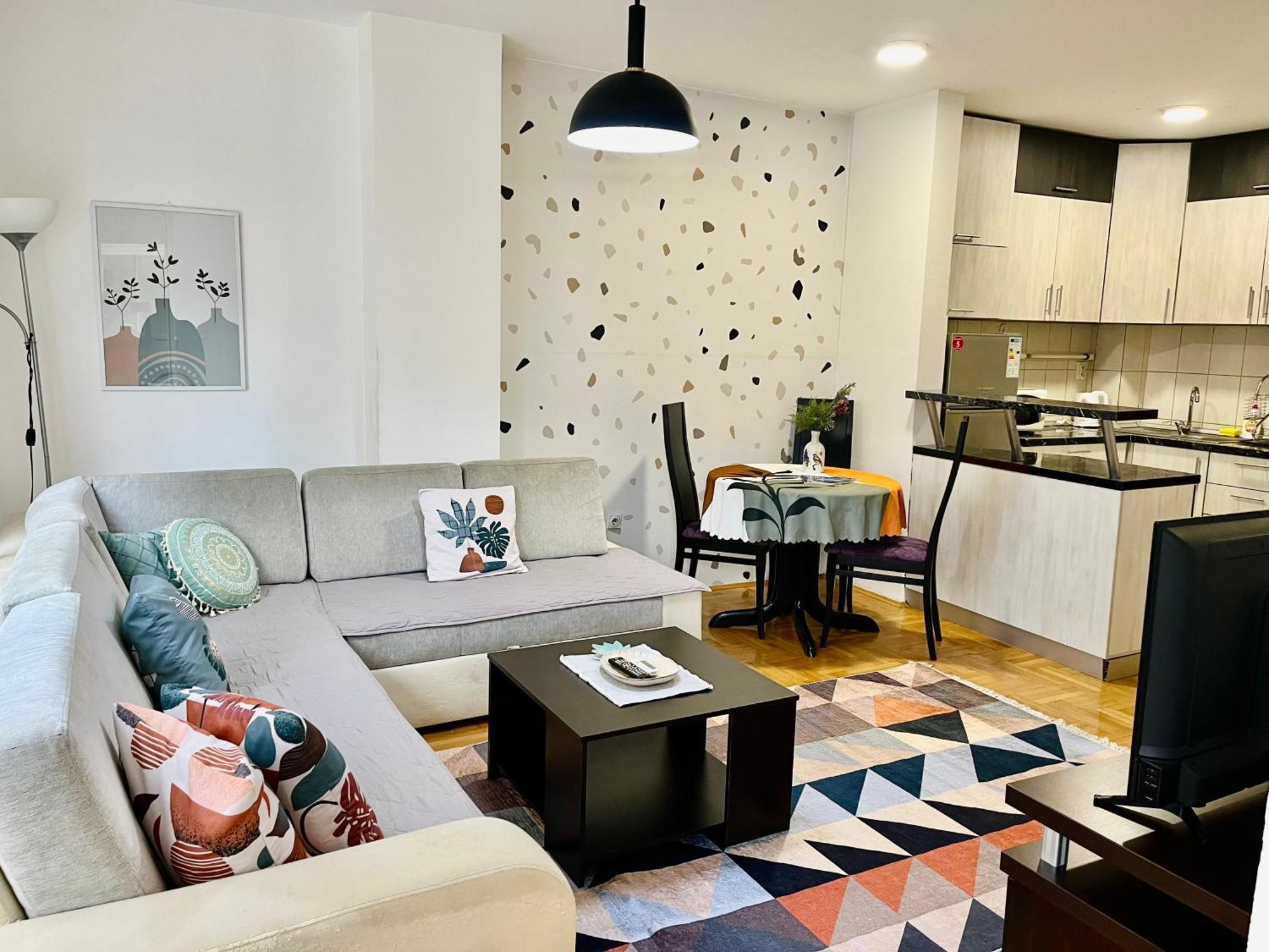 Nancy Apartment Скопие Екстериор снимка