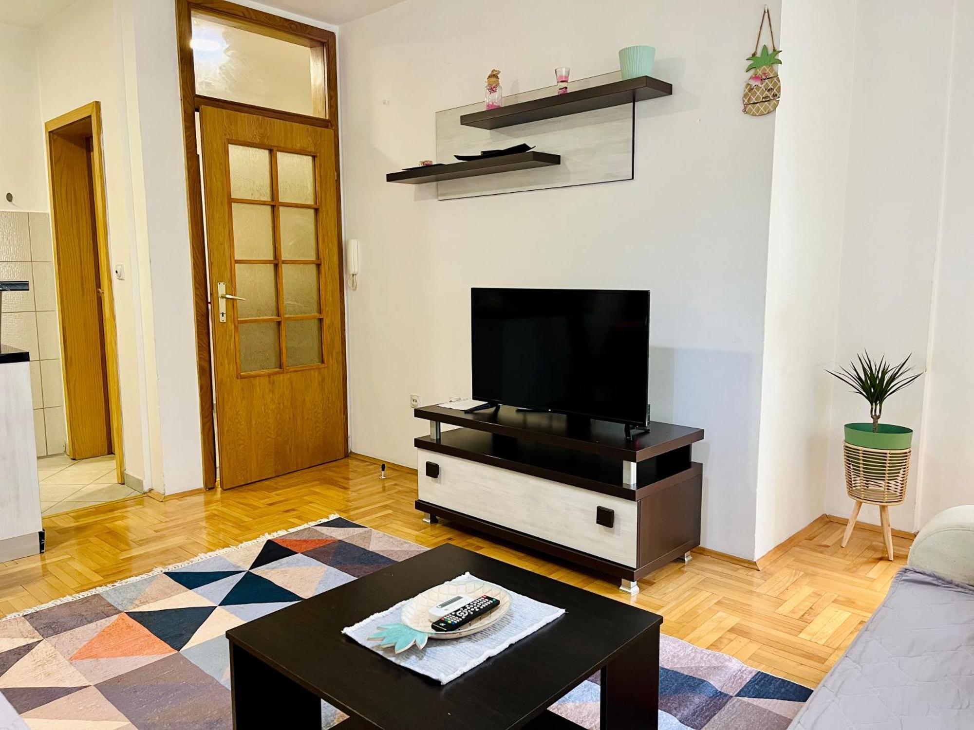 Nancy Apartment Скопие Екстериор снимка